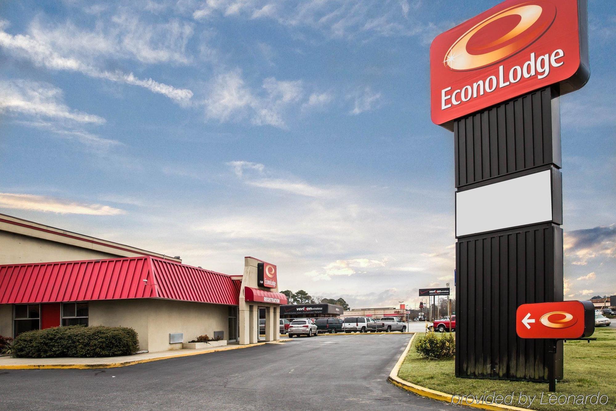 Econo Lodge North Washington Exterior photo